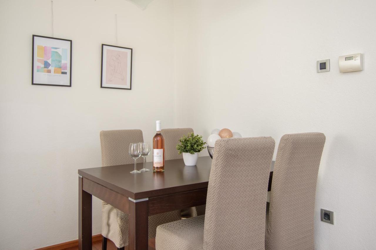 Stefi Apartment *